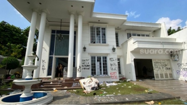 Polisi Tetapkan 6 Tersangka Penjarahan Rumah Uya Kuya, Aktor Intelektual Diburu