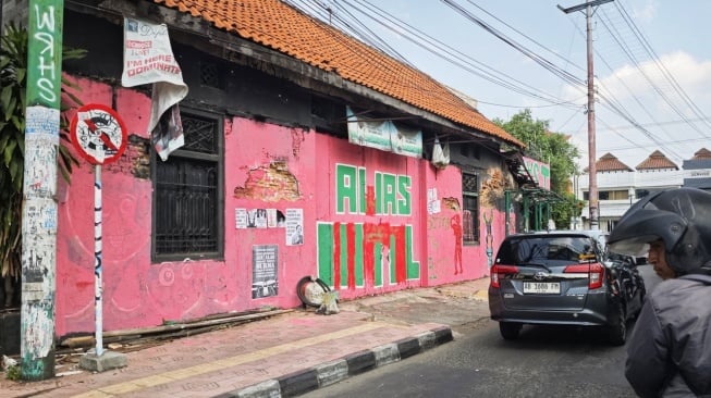 "Reset System": Grafiti Kritik Aparat di Jogja Raib! Seniman Mengaku Didatangi Orang Tak Dikenal