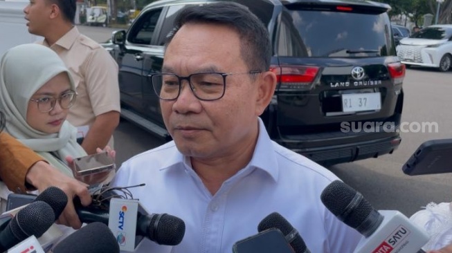 Presiden Prabowo Subianto turut memanggil Penasihat Khusus Presiden Urusan Pertahanan Nasional Dudung Abdurachman. (Suara.com/Novian)