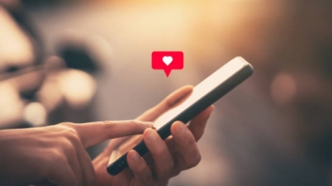 Fenomena Dating App Fatigue, Ketika Mencari Cinta Justru Berakhir Melelahkan