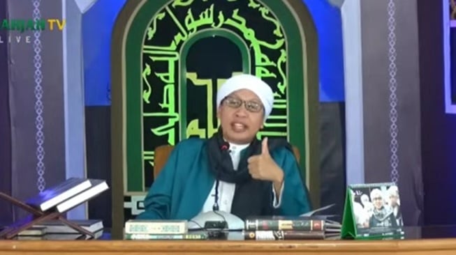 Sering Mimpi Buruk? Buya Yahya Ungkap Beda Mimpi dari Allah dan Setan, Begini Cara Menyikapinya