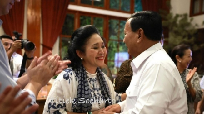Prabowo Sapa Titiek Soeharto di Depan Para Pejabat, Buat Gemuruh Tepuk Tangan Panjang