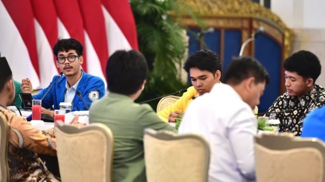 BEM SI Kerakyatan menyampaikan aspirasi di Istana Negara, Jakarta, Kamis (4/9/2025). [Biro Pers Sekretariat Presiden] 