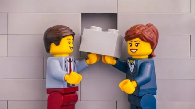 Wujudkan Mimpi Masa Kecil! Ini Cara Cepat Ubah Fotomu Jadi LEGO Minifigure Pakai AI