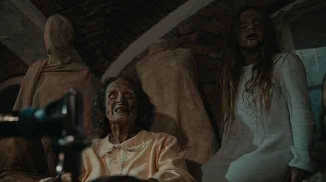 Cuplikan scene di Film SICCIN 8 (Instagram)