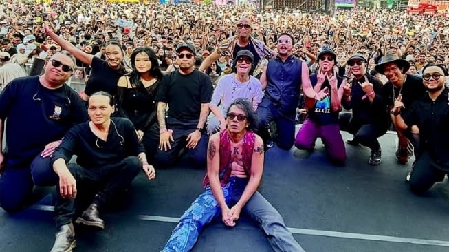 Slank Kritis di Panggung Pestapora 2025, Jabatan Komisaris Hingga Lagu Soal Polisi Disinggung Lagi