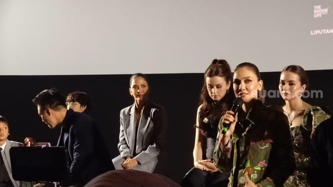 Tinggalkan Citra Glamor, Luna Maya Bakal Tampil Beda Total di Film Horor Sukma