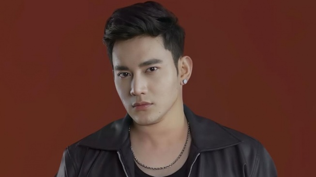 Dari DJ ke Penyanyi Religi: Kisah Perjuangan Ayonk Taklukan Industri Musik