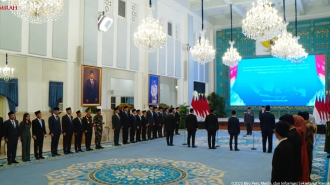 Pelantikan reshuffle kabinet. (YT Sekretariat presiden)