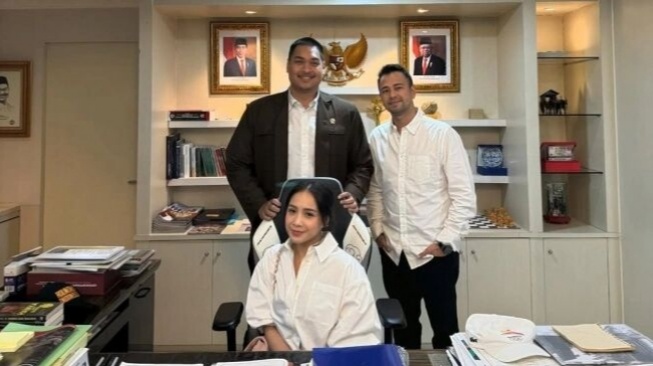 Isu Raffi Ahmad Bakal Gantikan Dito Sebagai Menpora Mencuat, Pendidikan Siapa Lebih Tokcer?