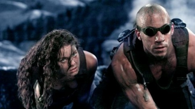 Film Pitch Black yang dibintangi Vin Diesel akan tayang Selasa (9/9/2025) pukul 21.00 WIB malam ini di Trans TV. [YouTube]