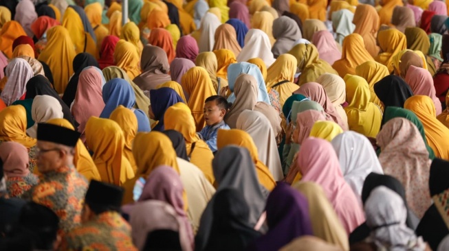 Jaga Jateng Adem Ayem, Gubernur Luthfi Minta Ulama dan Santri Rapatkan Barisan