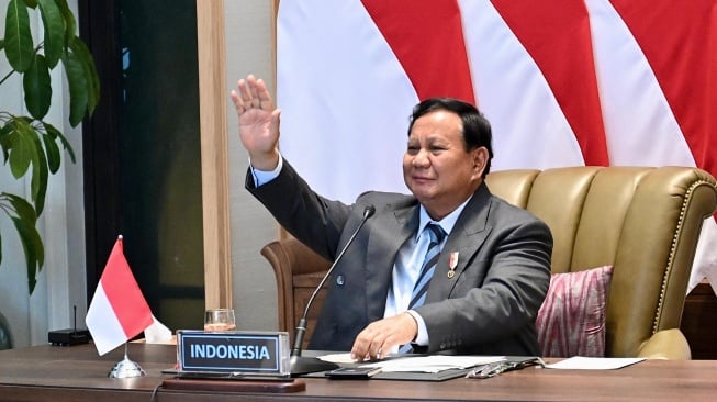 Presiden Prabowo Subianto menghadiri BRICS Leaders Virtual Meeting, Senin (8/9/2025). [Cahyo - Biro Pers Sekretariat Presiden] 