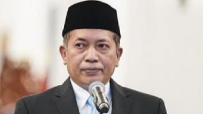 Timpang Jauh! Intip Kekayaan dan Koleksi Kendaraan Menkop Ferry Joko Yuliantono vs Budi Arie Setiadi