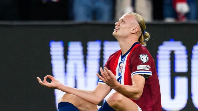 Anomali Erling Haaland, Cetak Quintrick usai Cedera Diseruduk Bus Norwegia