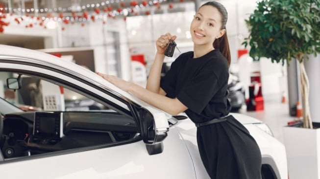 Rekomendasi Mobil Bekas 100 Jutaan September 2025: Irit Bensin dan Pajak Ringan!