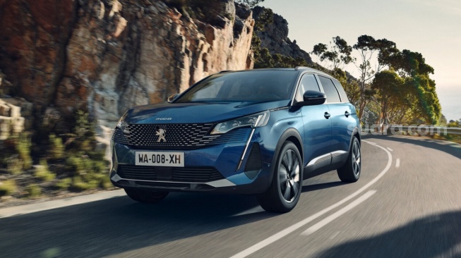 Peugeot 5008. (Drive Place)