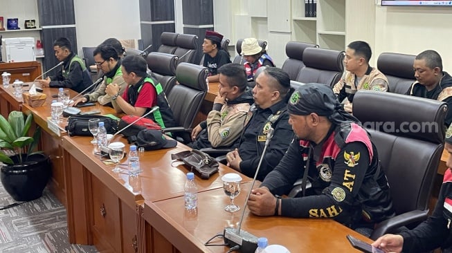 Ngadu ke DPR, Ojol Bongkar Praktik 'Beli Order' dan Tagih Janji Kesejahteraan yang Terlupakan