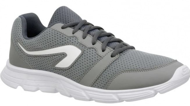 Sepatu Running Murah Rp200 Ribuan. (Shopee)