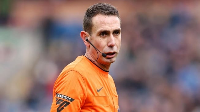 Eks Wasit Premier League David Coote Dituduh Membuat Konten Tidak Senonoh Anak