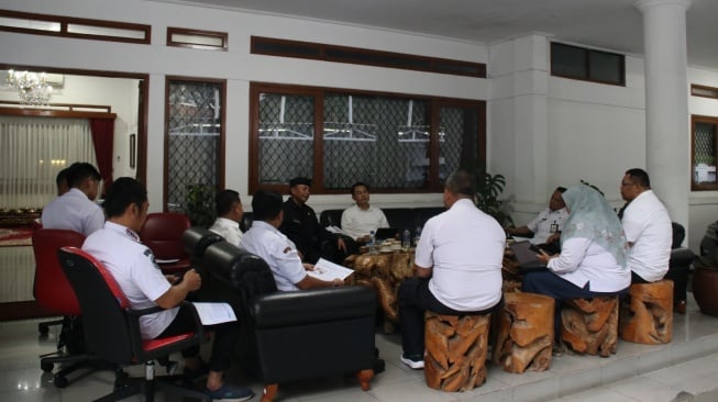 Kepala BPSDM Kemendagri dalam pertemuan dengan Sekretaris Daerah (Sekda) Provinsi Jabar dan jajaran (Dok: Kemendagri)