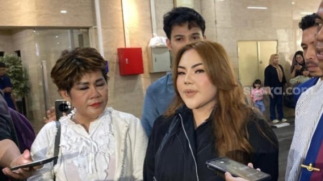 Tangis Lisa Mariana Pecah! Hasil DNA Ungkap 'Kemiripan' dengan Ridwan Kamil, Kok Bisa?