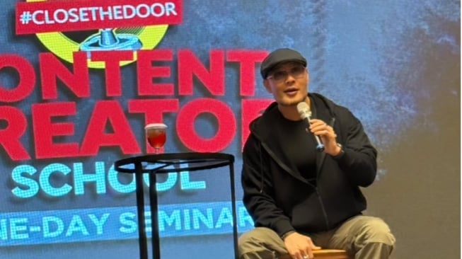 Deddy Corbuzier Mendadak Hentikan Acara Goyang Lidah, Ada Apa?
