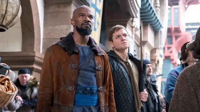 Film Robin Hood yang dibintangi Taron Egerton dan Jamie Foxx akan tayang Jumat (12/9/2025) malam ini pukul 21.00 WIB di Trans TV. [YouTube]