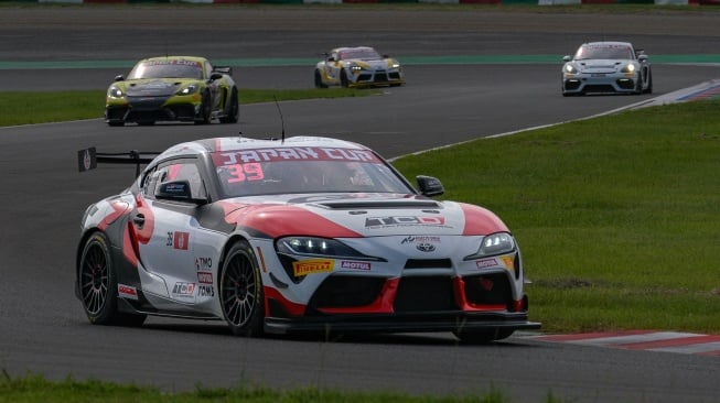 Toyota Gazoo Racing Indonesia Ukir Sejarah di GT World Challenge Asia Japan Cup 2025