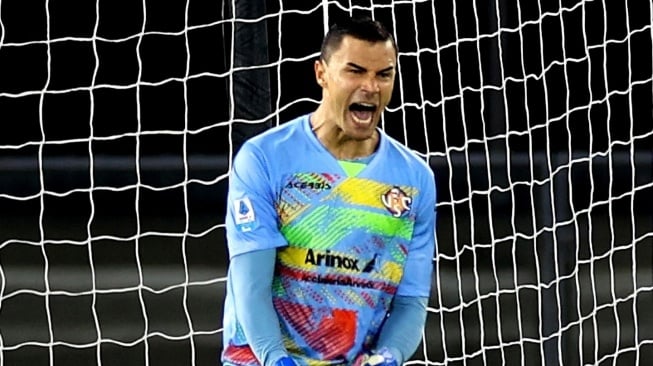 9 Penyelamatan Spektakuler Emil Audero, Selamatkan Cremonese dari Pembantaian Verona