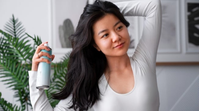 Solusi Rambut Lepek, Ini 5 Rekomendasi Dry Shampoo Terbaik agar Tetap Segar Tanpa Bilas