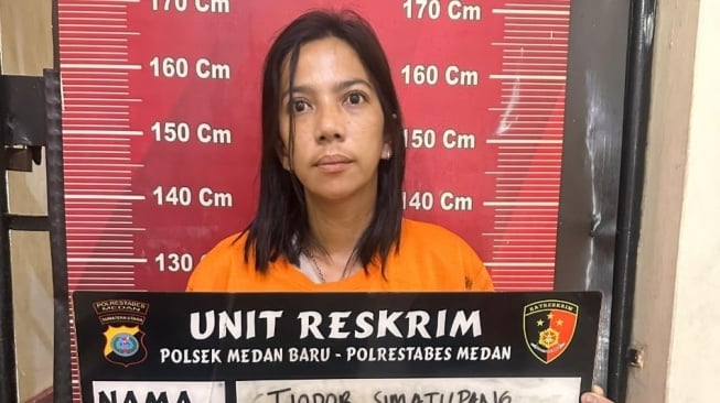 Ketahuan Curi HP Saat di Salon, Wanita di Medan Ditangkap
