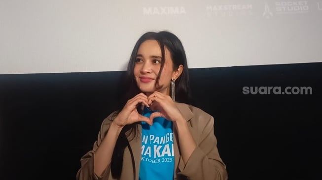 Michelle Ziudith dalam perilisan Poster film Jangan Panggil Mama Kafir di Senayan, Jakarta Pusat pada Rabu, 17 September 2025. [Suara.com/Rena Pangesti]