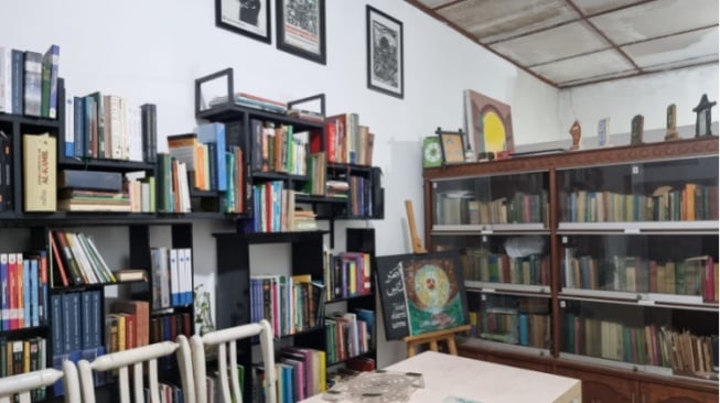 Di Tengah Krisis Literasi, Kampung Ini Punya Perpustakaannya Sendiri