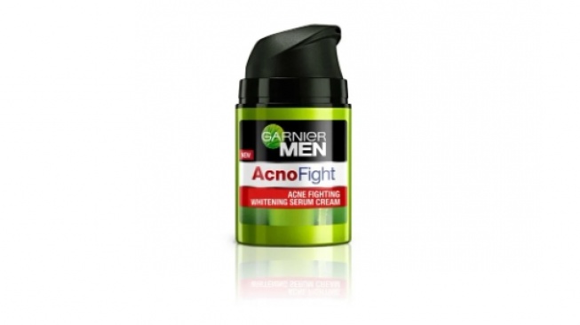 Garnier Men AcnoFight Acne Fighting Brightening Serum Cream.