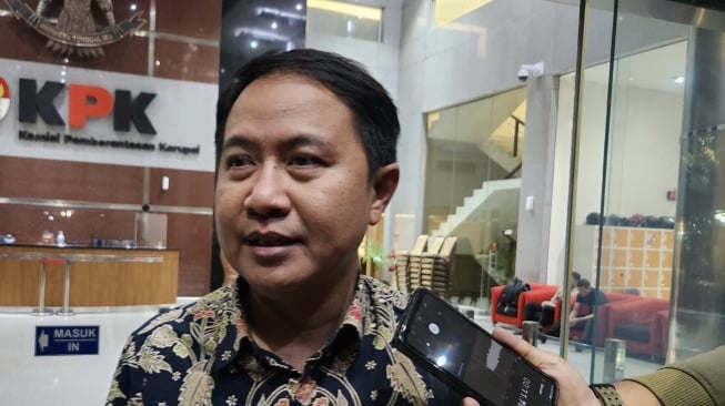 Pemeriksaan Super Panjang, Hilman Latief Dicecar KPK Hampir 12 Jam soal Kuota Haji