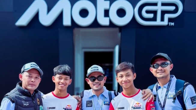 Momen Manis: Kehadiran Ayah di Titik Penting Karier Balap Veda Ega di Italia
