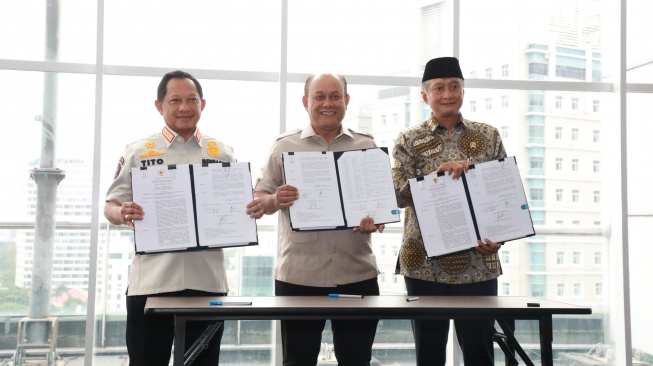 Mendagri Dukung Penuh Percepatan Program MBG, Teken Keputusan Bersama Terkait Lokasi SPPG di Daerah