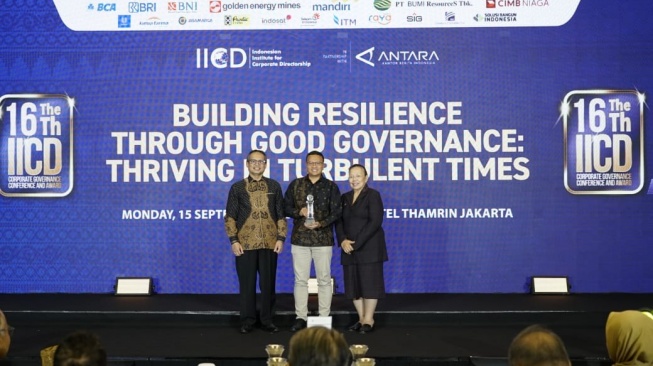 16th IICD Corporate Governance Award 2025: Telkom Meraih Penghargaan Best State-Owned Enterprises