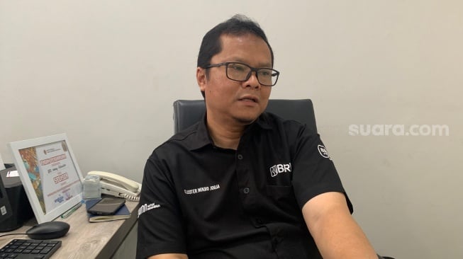 Widi Widarjanto Manager Bisnis Mikro BRI ketika ditemui di Bank BRI Yogyakarta Adisucipto pada Jumat (18/9/2025). (Suara.com/Irwan Febri)