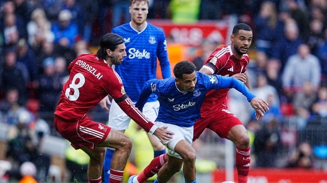 Liverpool sukses mengamankan tiga poin penting usai menaklukkan Everton dengan skor 2-1 dalam laga Derby Merseyside, Sabtu (20/9/2025) malam WIB. [Tangkap layar X]