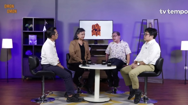 Indonesia di Ambang Amarah: Belajar dari Ledakan di Nepal, Rocky Gerung dan Bivitri Beri Peringatan!
