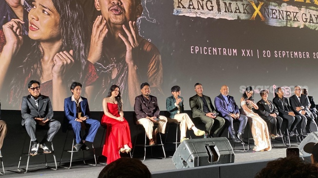 Konferensi pers film Kang Solah x Nenek Gayung di kawasan Kuningan, Jakarta Selatan pada Sabtu, 20 September 2025 malam. [Suara.com/Tiara Rosana]