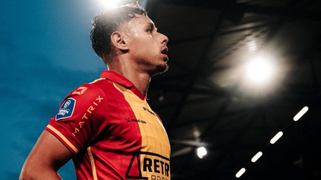 Rapor Dean James: Kunci Kemenangan Go Ahead di Derby Lawan PEC Zwolle
