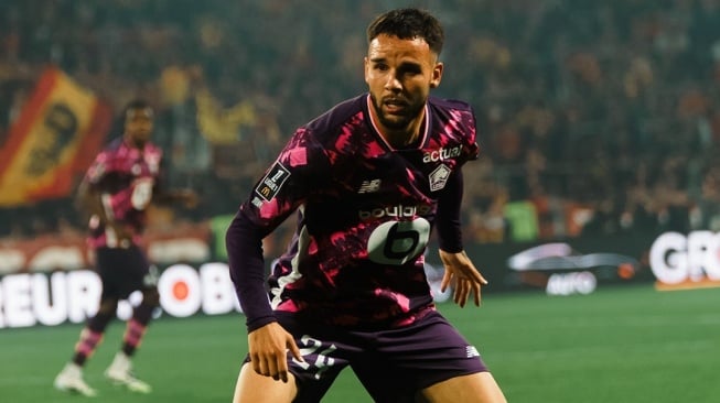 Kartu Kuning di Laga Debut, Calvin Verdonk: Ligue 1 Butuh Fisik Kuat