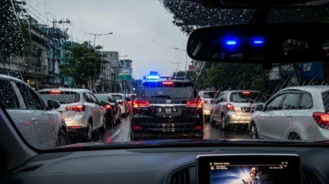 Gerakan Stop "Tot Tot Wuk Wuk!" Ini Aturan Strobo dan Sirine Sesuai UU