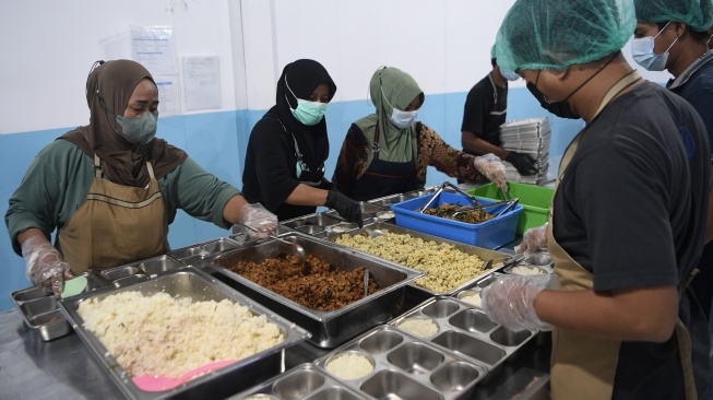 Lebih dari 600 Anak Keracunan MBG di Garut, Bupati: Tanggung Jawab BGN