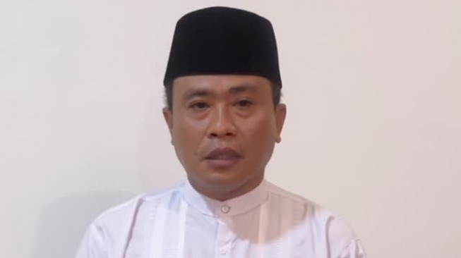 Kepala Kanwil Kemenag NTB Zamroni Aziz Minta Maaf Usai Viral Lempar Mikrofon, Mengaku Khilaf