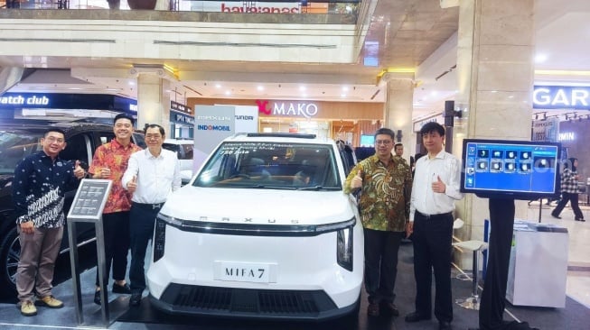 Maxus MIFA Gebrak Jogja: Alphard Killer Rakitan Lokal Ini Bikin Bapak-Bapak Ketagihan Nyetir