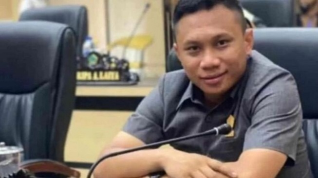 Siapa Orang Tua Wahyudin Moridu? Anaknya Jadi Sopir Truk usai Dipecat dari DPRD